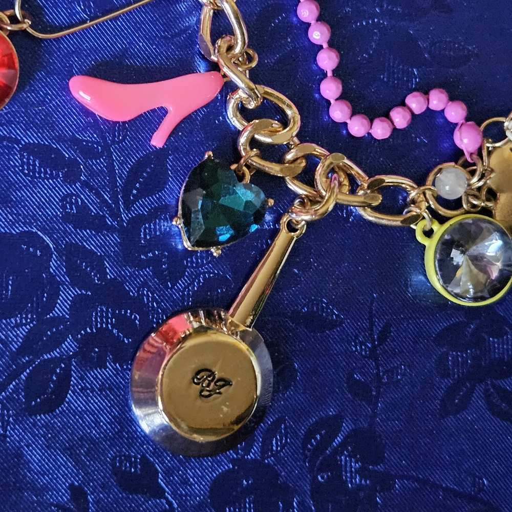 🍳👠100% Betsey Earrings & Bracelet SET RARE Skeleton Egg Blow Dryer NWT & NWOT - Picture 7 of 13